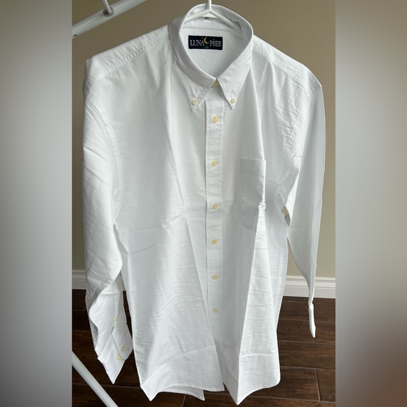 (NWOT) Man Button Down Cotton Dress Shirt longsleeve - Picture 2 of 5